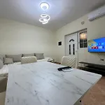 Mandi Apartament